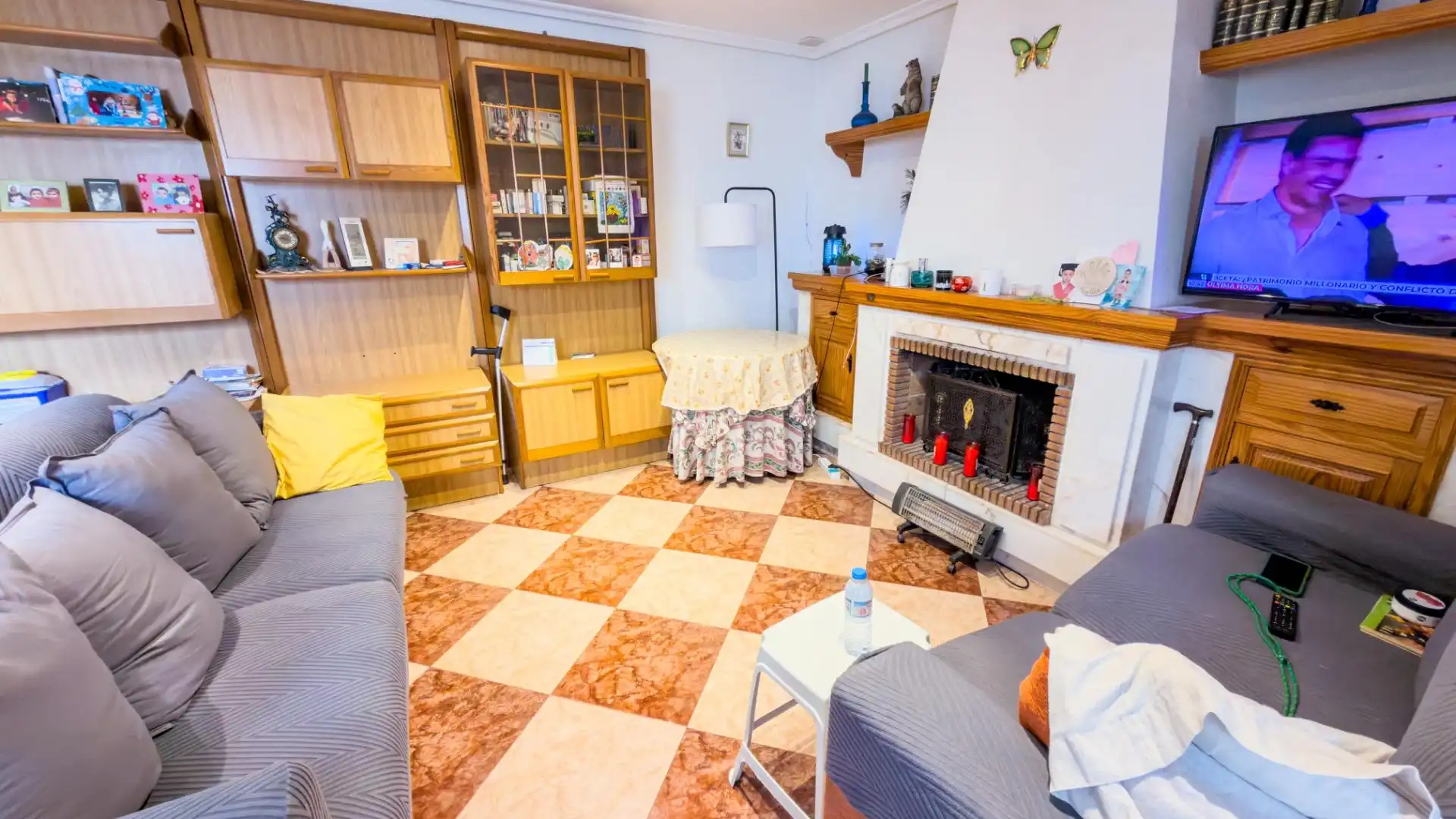 Living room of Single-family semi-detached for sale in San Miguel de Salinas  with Air Conditioner, Storage room and Furnished