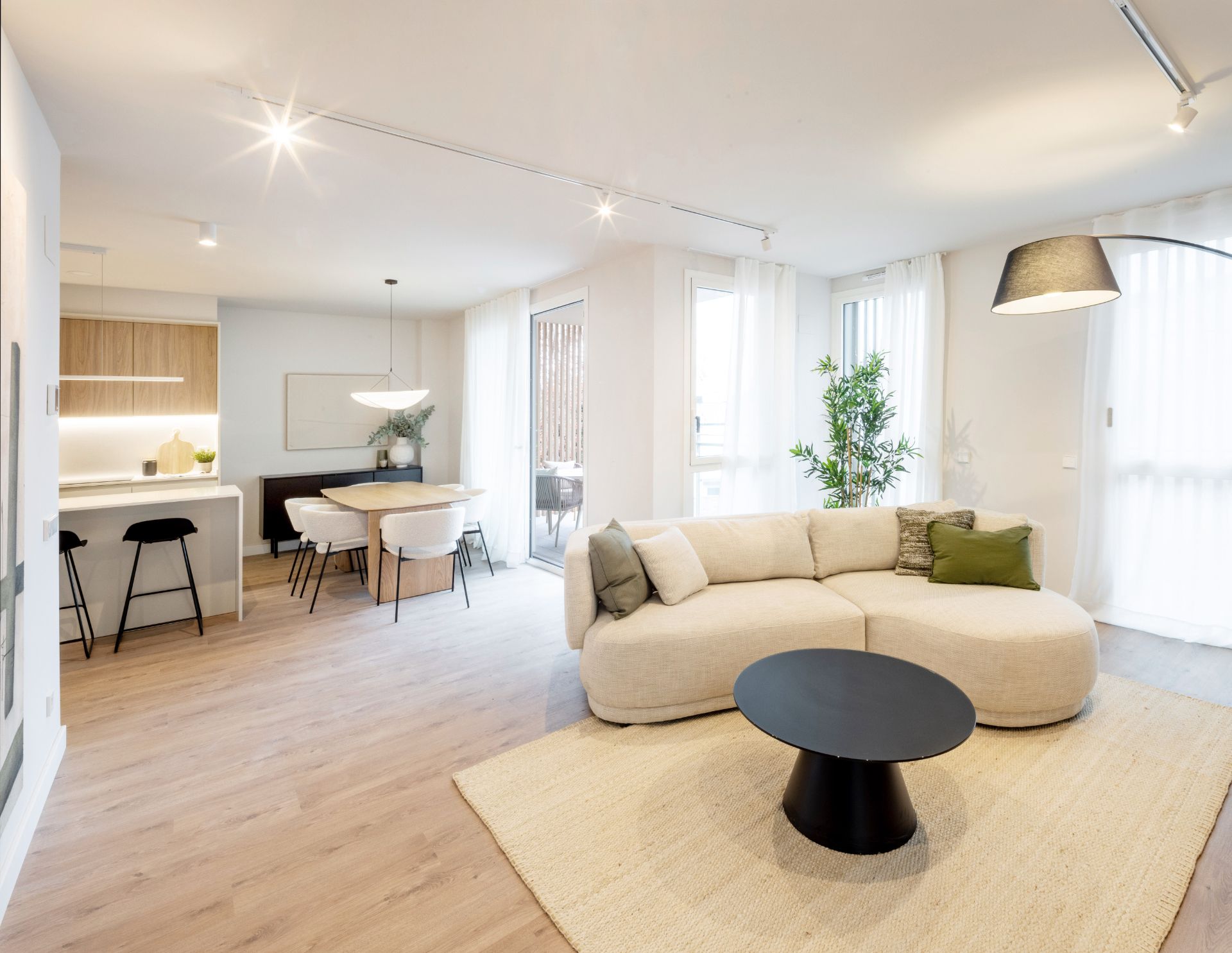 Sala d'estar de Dúplex en venda en Tiana amb Aire condicionat, Calefacció i Parquet