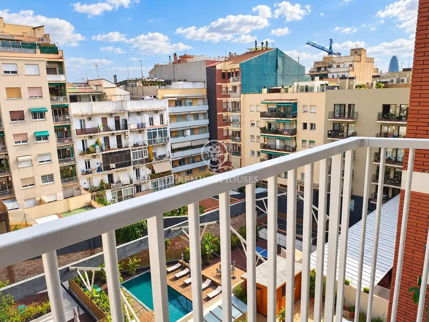 Vista exterior de Piso en venta en Barcelona