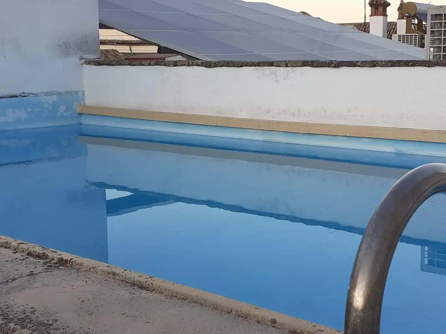 Swimming pool of Houses for sale in Córdoba  with Air Conditioner, Heating and Storage room