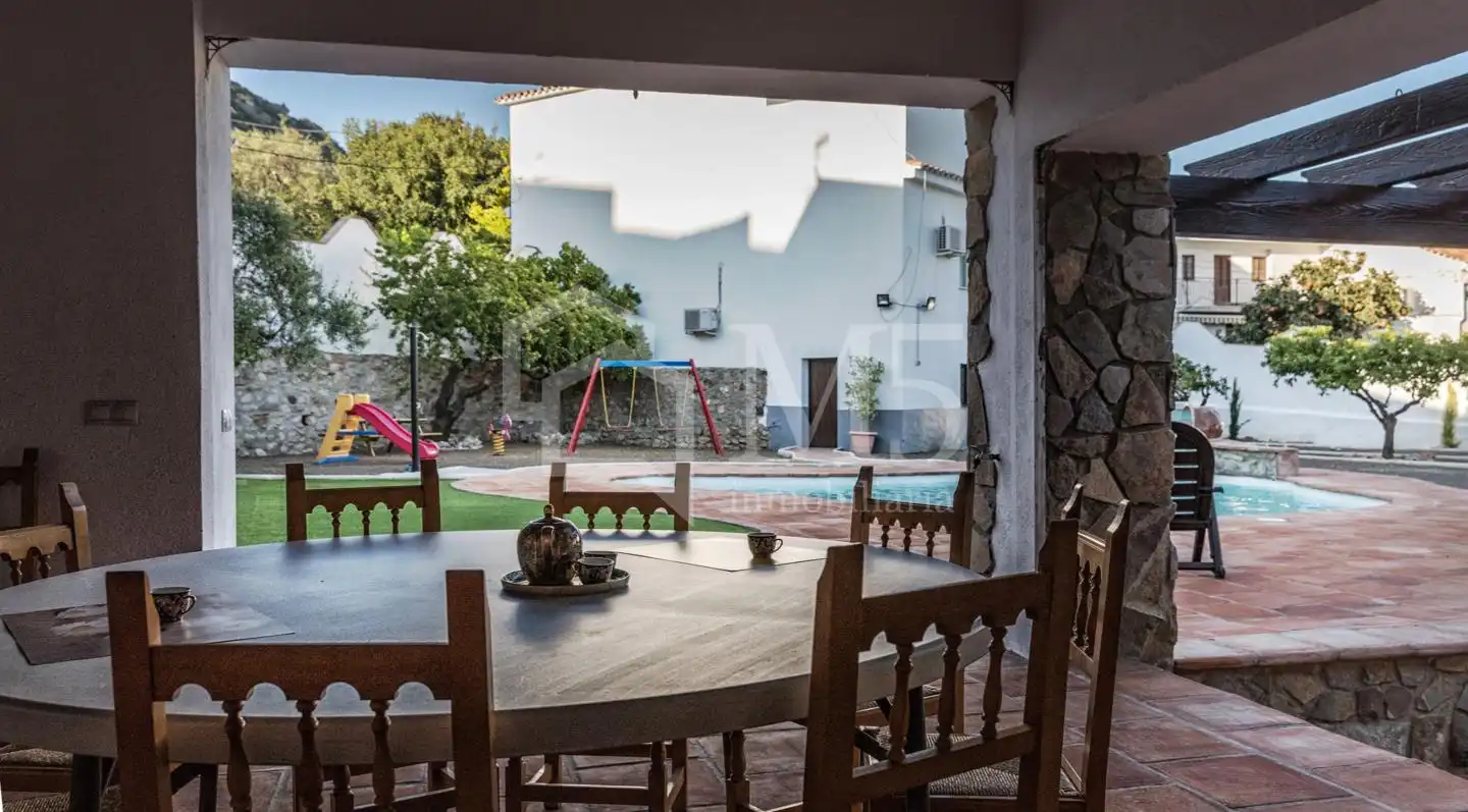 Country homes for sale in Periana, Málaga
