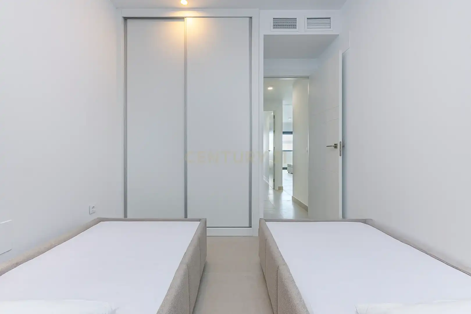 Bedroom of Apartments for sale in Mijas  with Air Conditioner, Swimming Pool and Washing machine