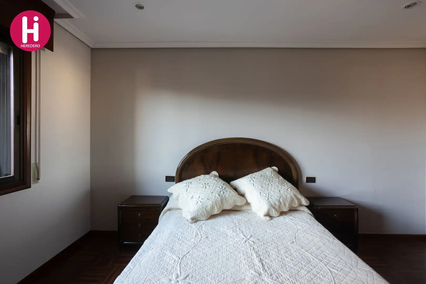 Schlafzimmer von Wohnung zum Verkauf in Vigo  mit Heizung und Abstellraum