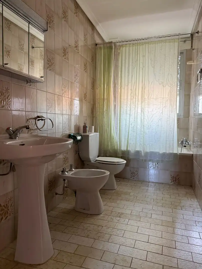 Bathroom of Flat for sale in Jarandilla de la Vera  with Air Conditioner and Terrace