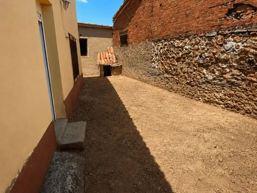 Casa o xalet en venda en Loscos amb Terrassa i Balcó