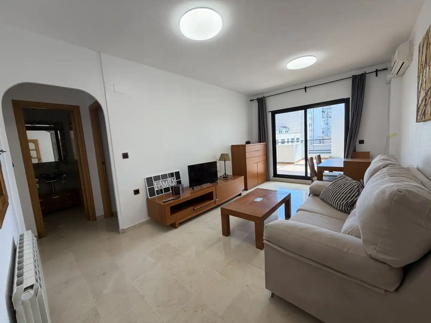 Sala de estar de Ático de alquiler en Orihuela con Aire acondicionado, Calefacción y Terraza