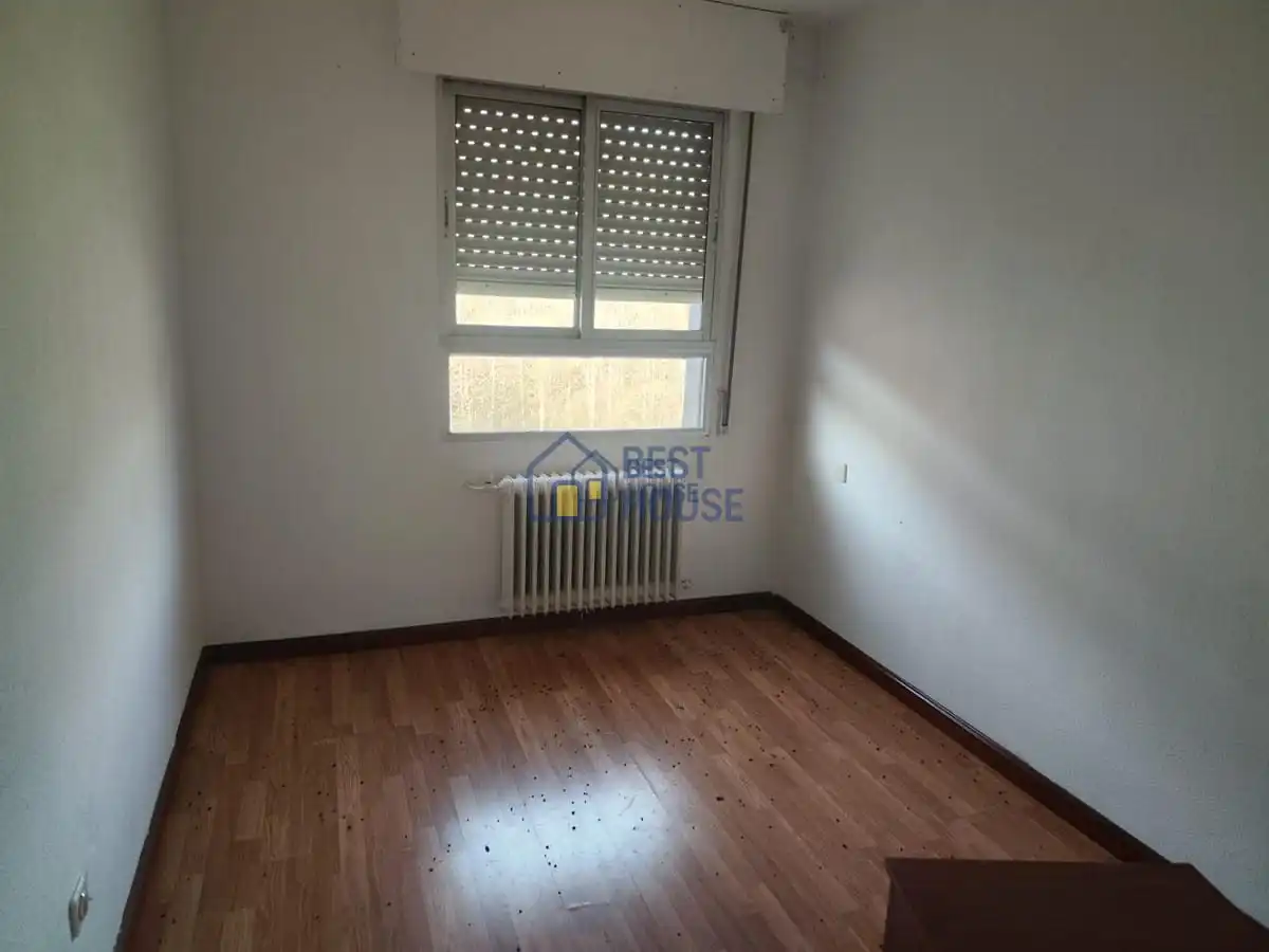 Business premises for sale in Matallana de Torío, imagen 25