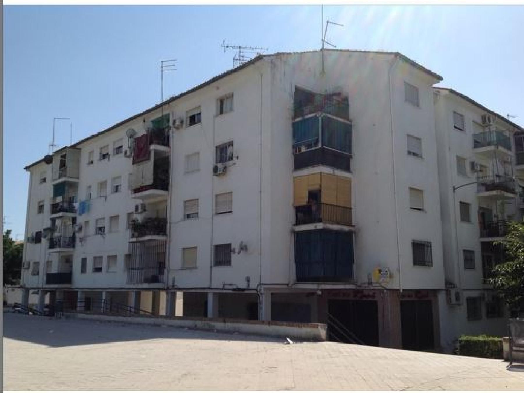 Vista exterior de Pis en venda en  Granada Capital