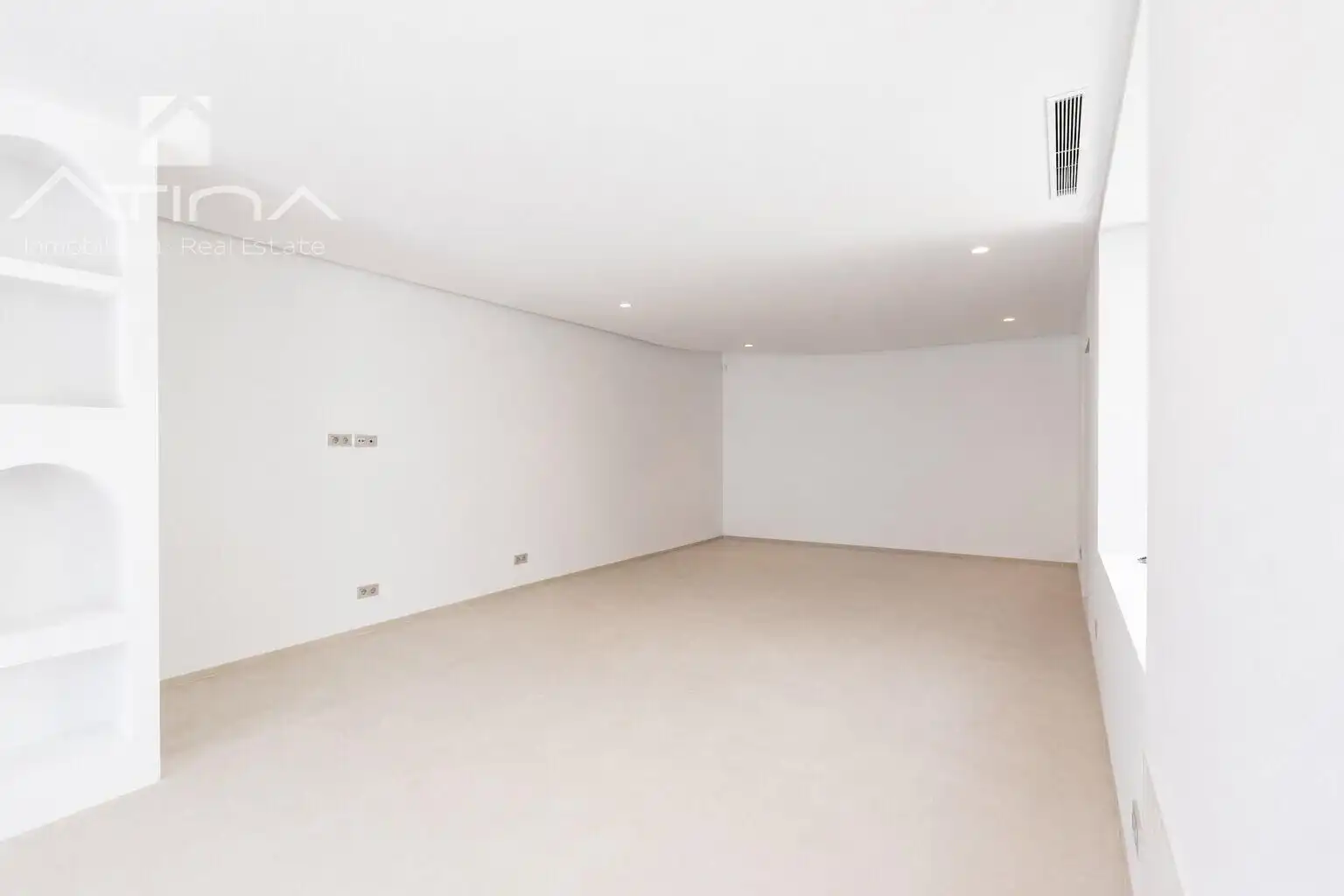 Houses for sale in Jávea / Xàbia  with Air Conditioner, Heating and Private garden