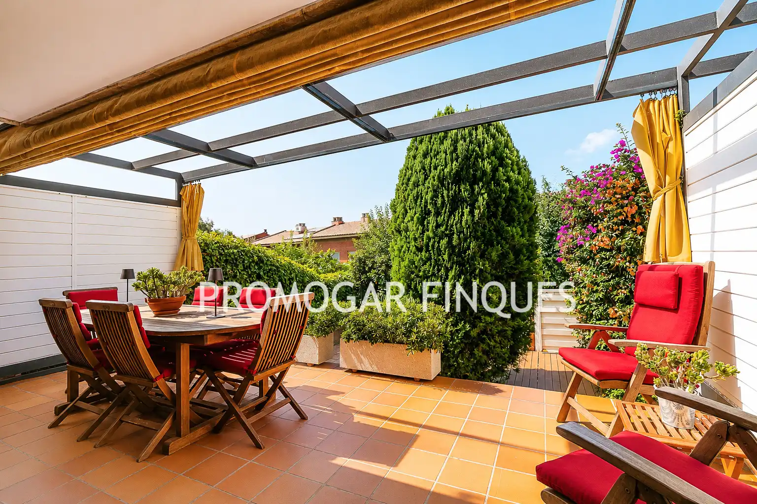 Terrasse von Maisonette zum Verkauf in Sant Feliu de Llobregat mit Klimaanlage, Heizung und Privatgarten