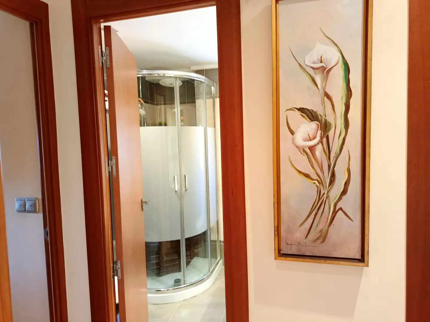 Badezimmer von Wohnungen zum Verkauf in Alicante / Alacant mit Klimaanlage, Heizung und Alarm