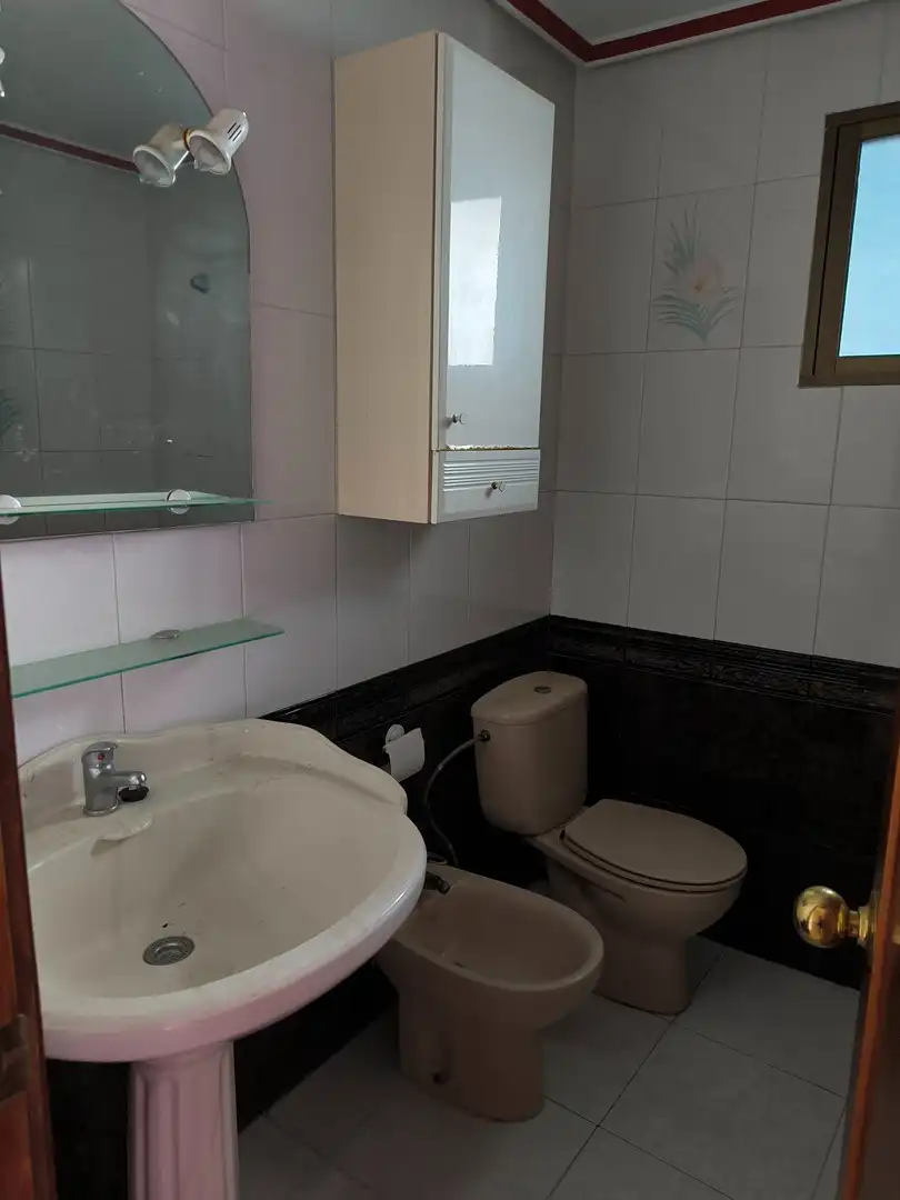 Baño de Piso en venta en Almodóvar del Río con Terraza