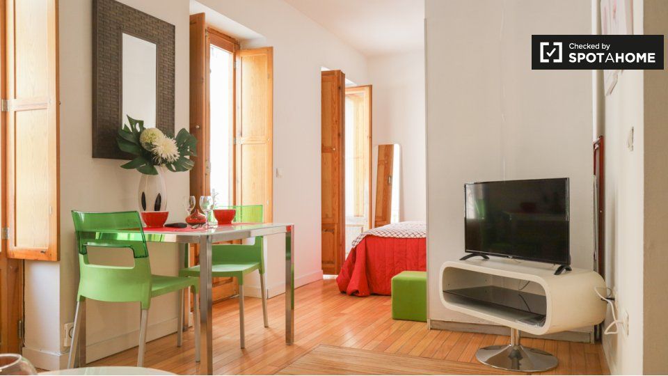 Piso de alquiler en Puerta del Ángel