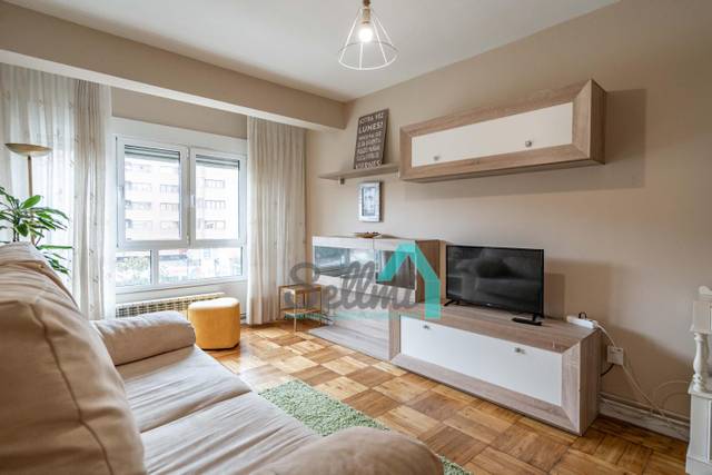 Piso en Alquiler en Muñoz Degraín en Auditorio - Seminario - Parque de Invierno