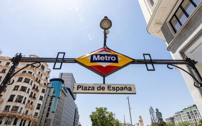 Exterior view of Apartment for sale in  Madrid Capital  with Heating, Terrace and Balcony