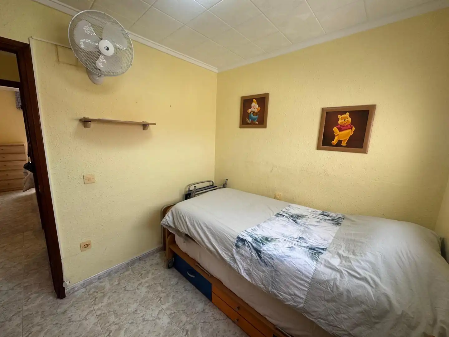 Dormitori de Casa adosada en venda en Torrevieja amb Aire condicionat, Terrassa i Traster