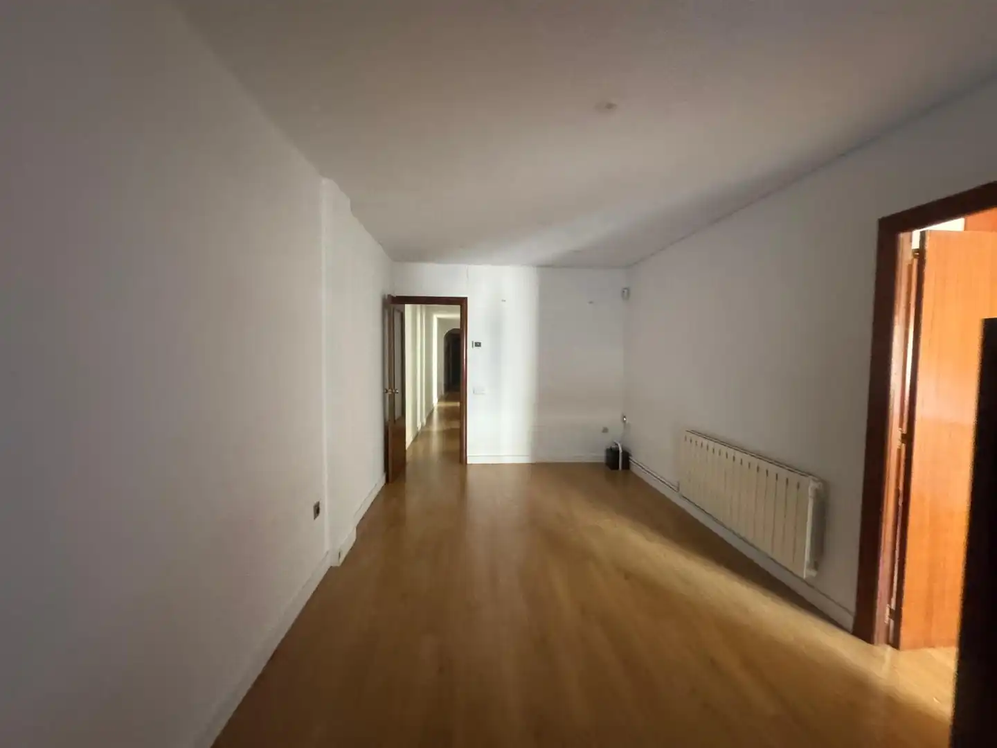 Piso con ascensor en venta en C/ de la Pobla de Montornes, imagen 3