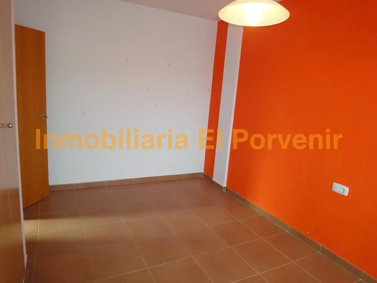 Casa adosada en venta en Torrent con Calefacción, Jardín privado y Terraza