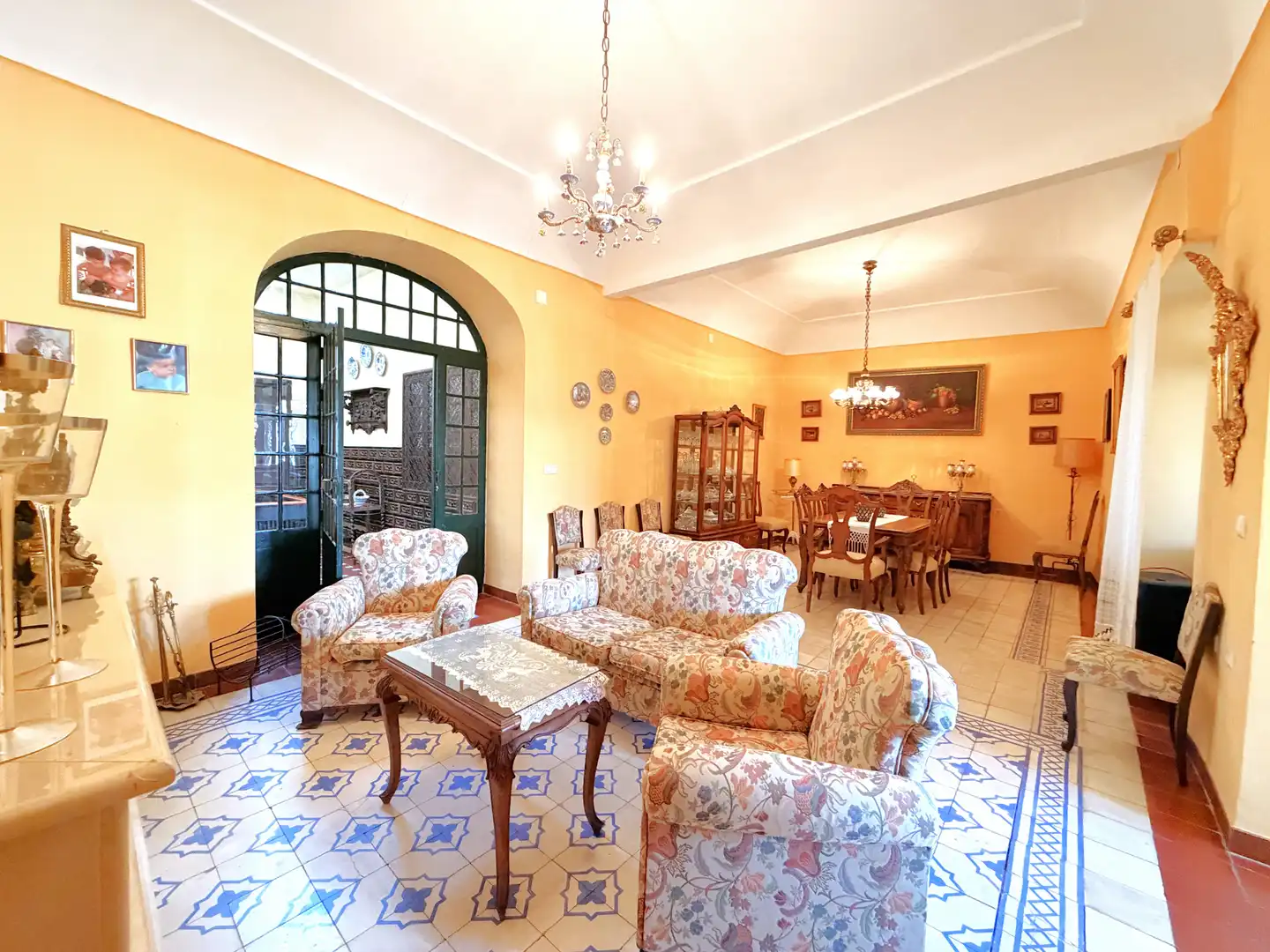 Sala d'estar de Casa adosada en venda en Zafra amb Aire condicionat i Balcó