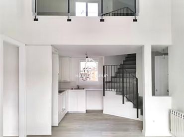 Duplex avec ascenseur à vendre à Olot