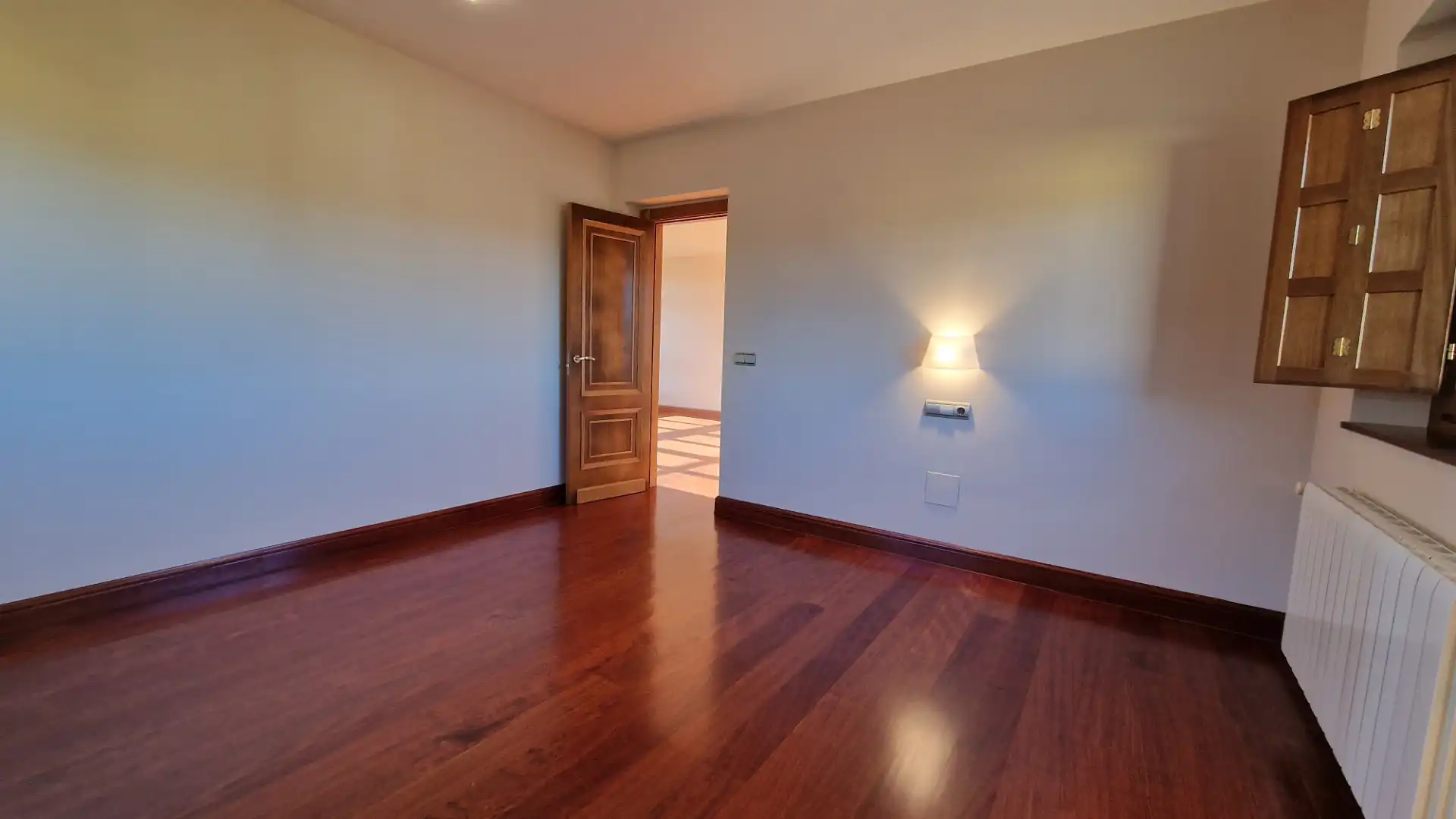 Casa o xalet en venda en Gijón  amb Calefacció, Jardí privat i Parquet