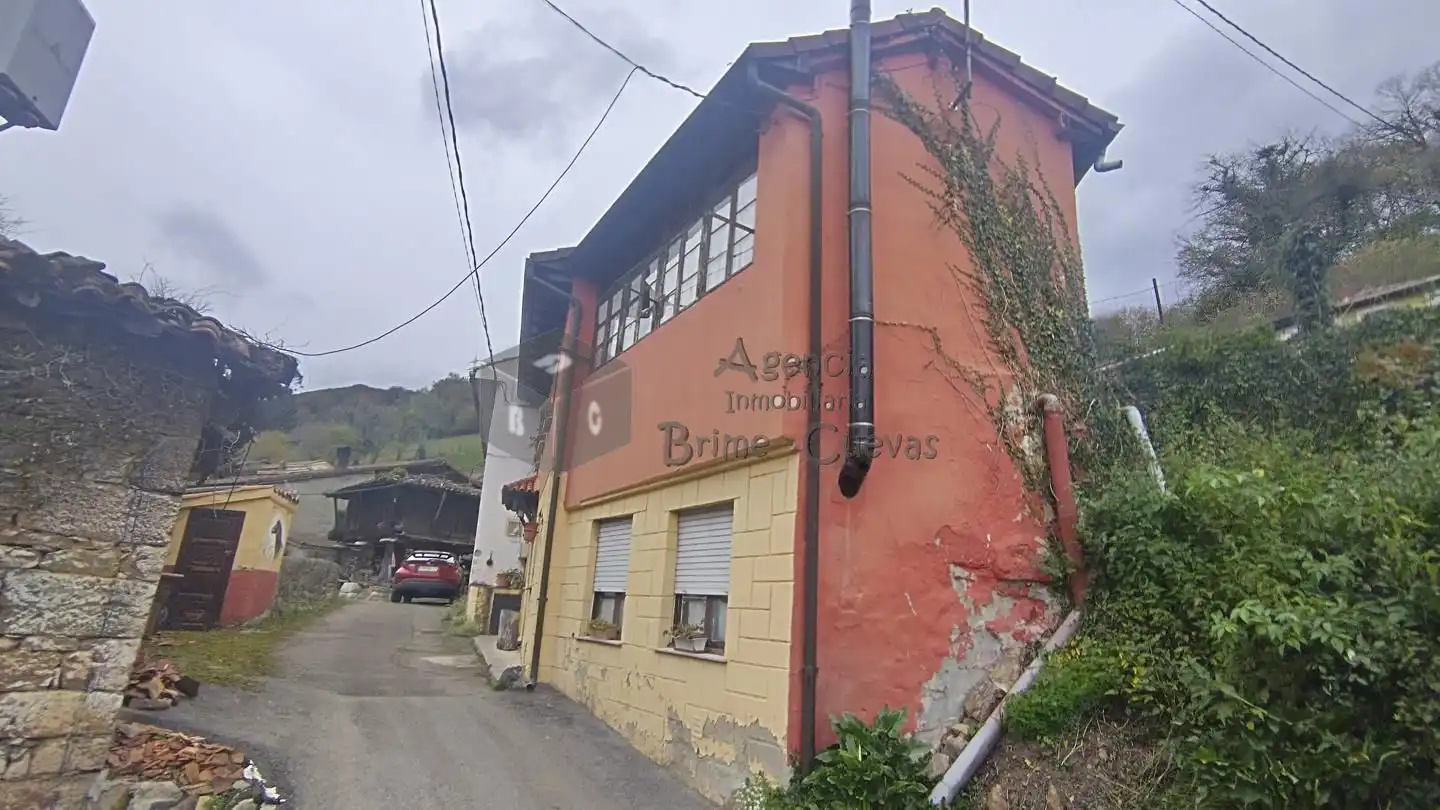 Außenansicht von Haus oder Chalet zum Verkauf in Morcín