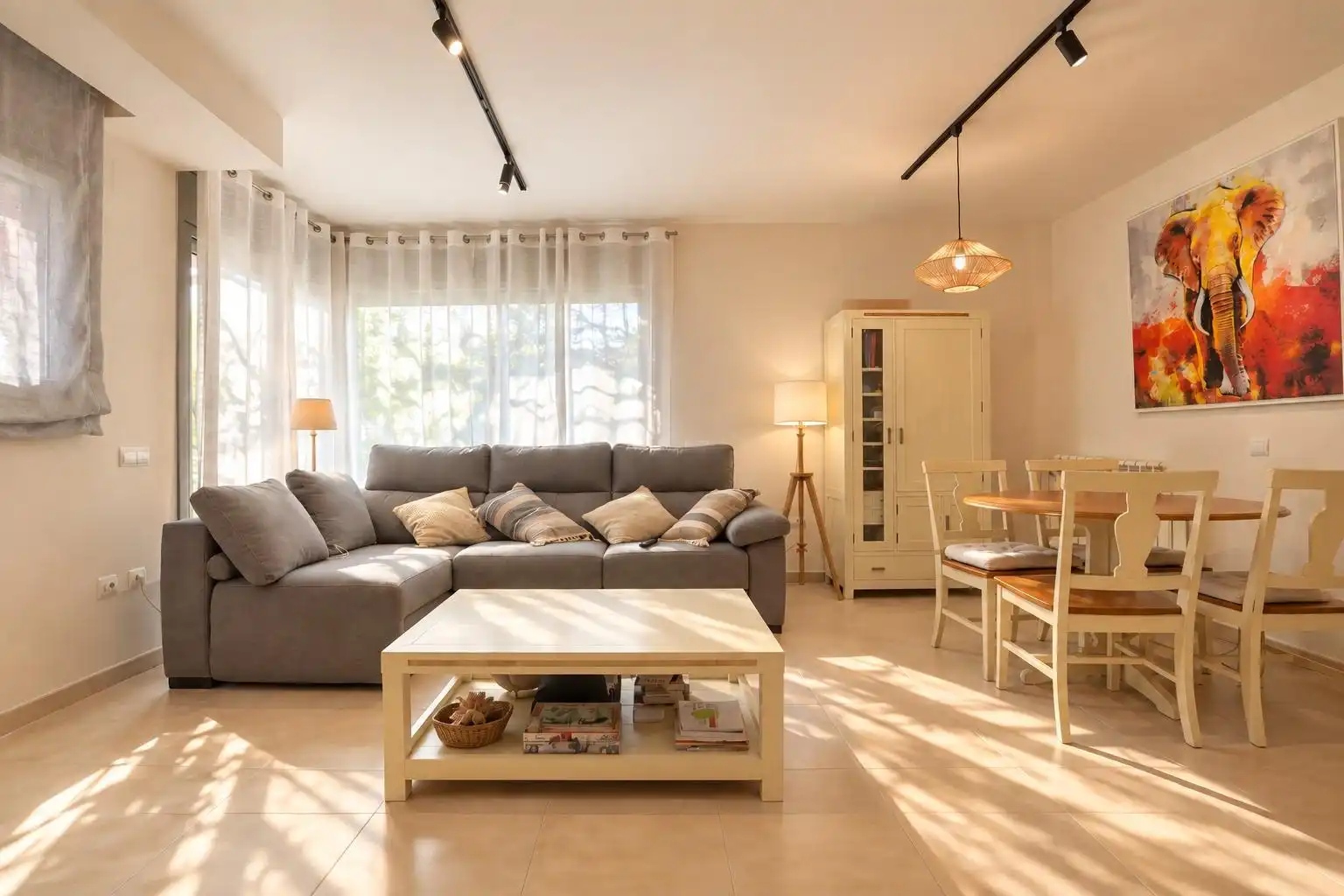 Sala de estar de Casa adosada en venta en Cambrils con Aire acondicionado, Calefacción y Terraza