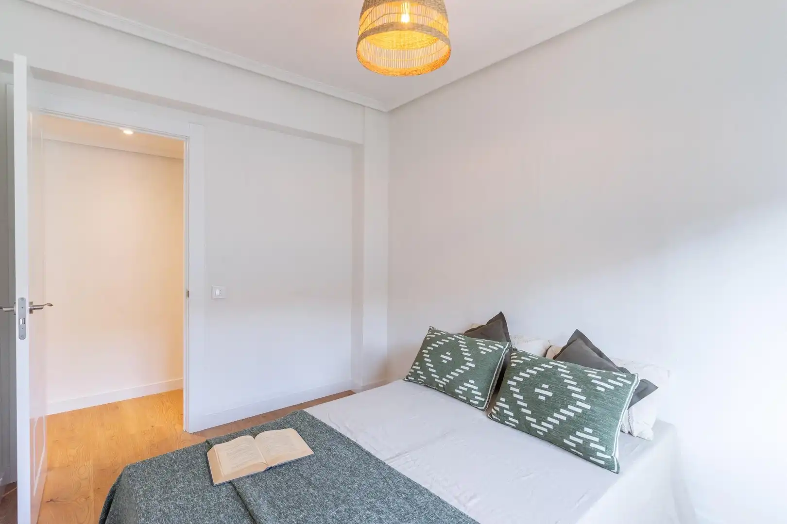 Habitación de Piso de alquiler en Milán - Pumarín - Teatinos