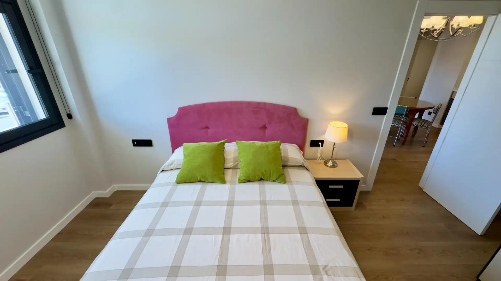 Bedroom of Flat for rent in Granada  with Air Conditioner, Heating and Terrace