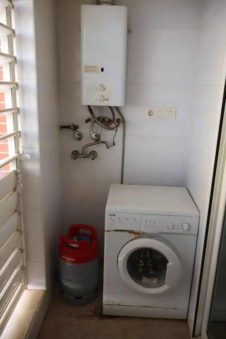 Baño de Piso en venta en Vall d'Alba con Terraza y Amueblado