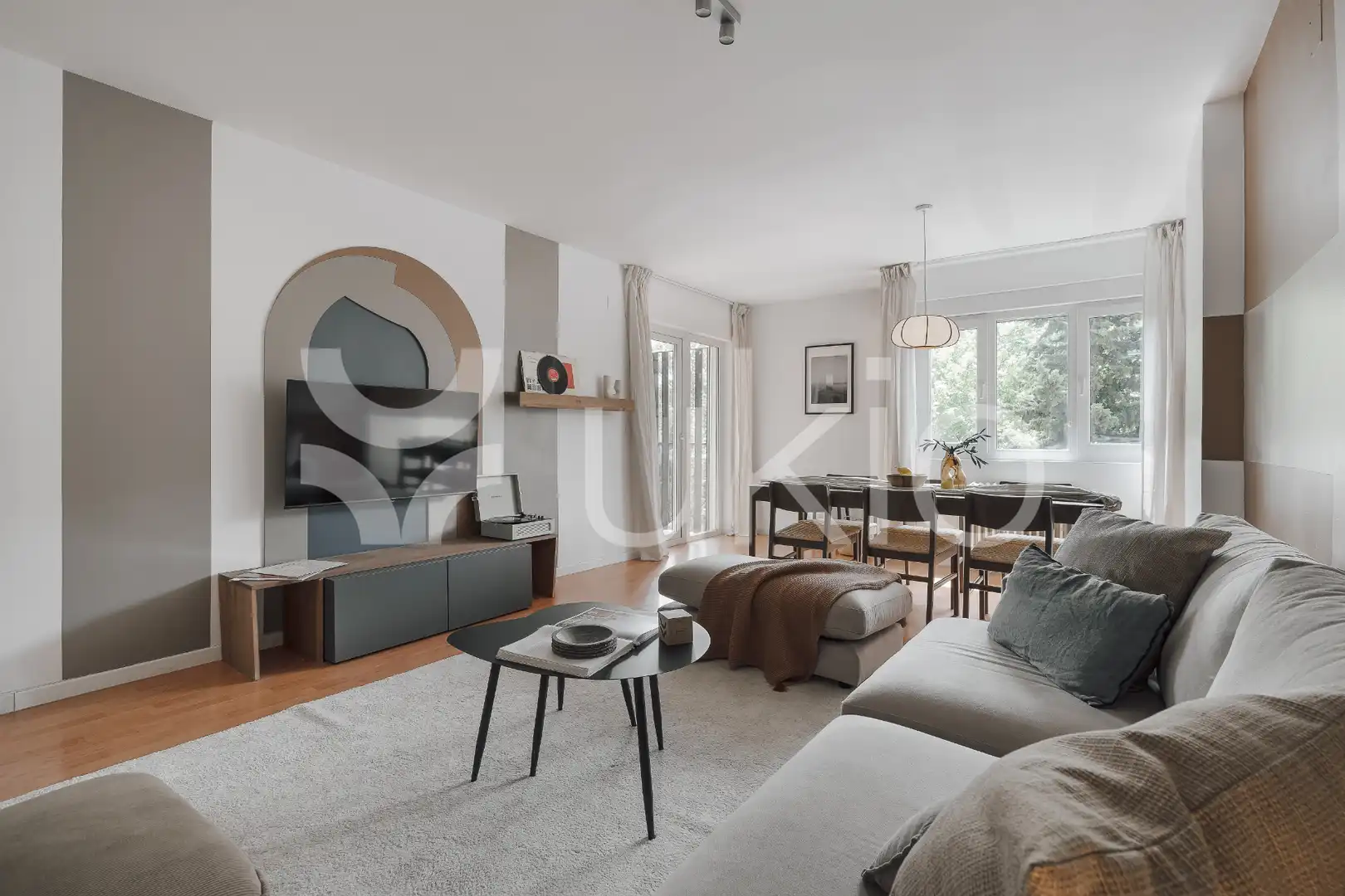Sala d'estar de Apartament de lloguer en Madrid amb Aire condicionat, Calefacció i Terrassa
