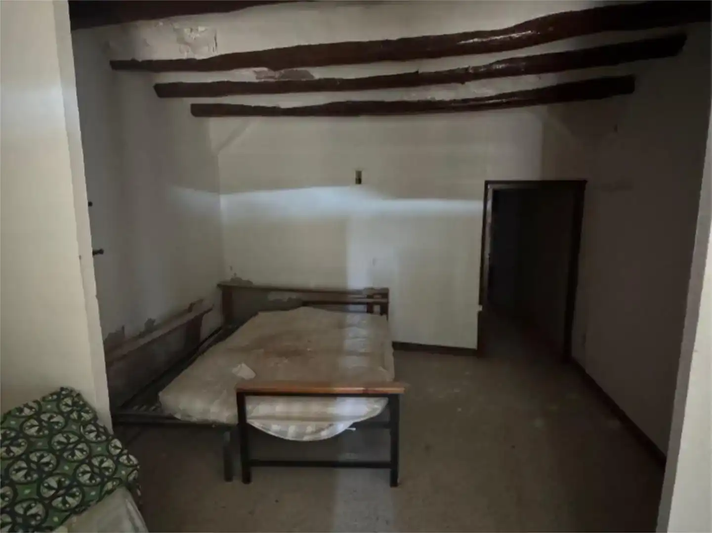 Casa adosada en venda en Àger