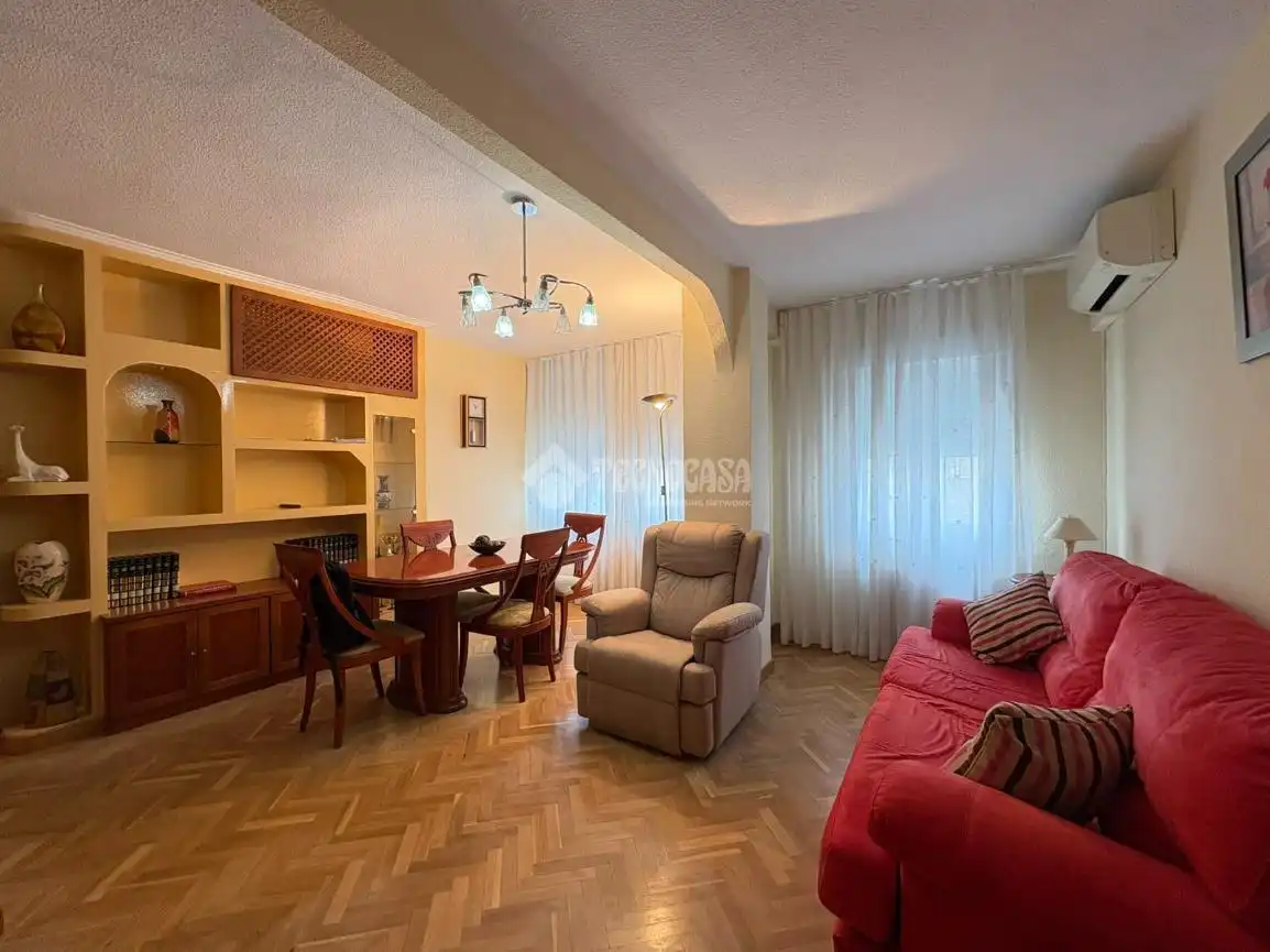 Piso en venta en Juan de la Cierva, imagen 2