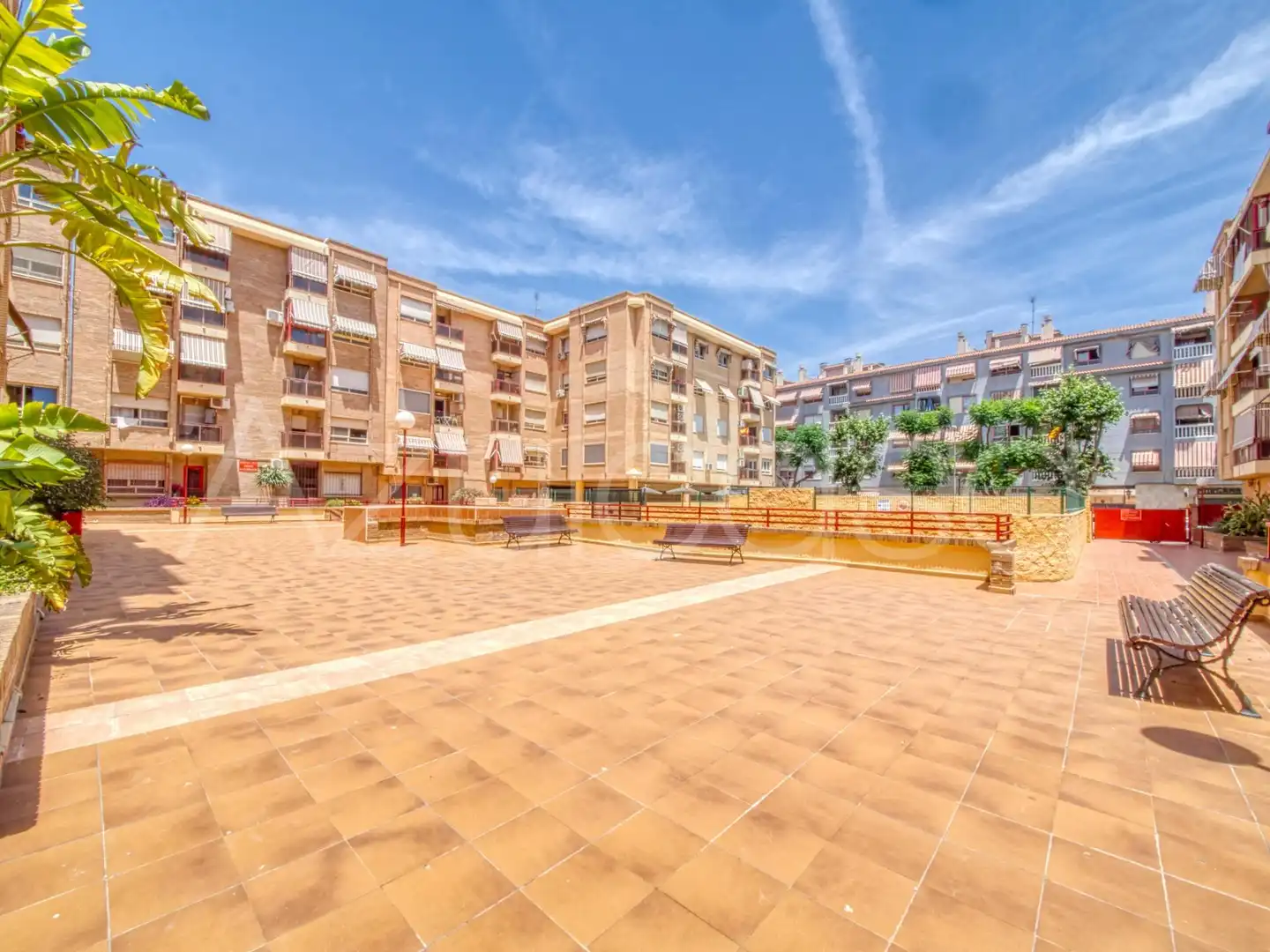 Außenansicht von Wohnung zum Verkauf in Sant Joan d'Alacant mit Klimaanlage, Terrasse und Gemeinschaftspool