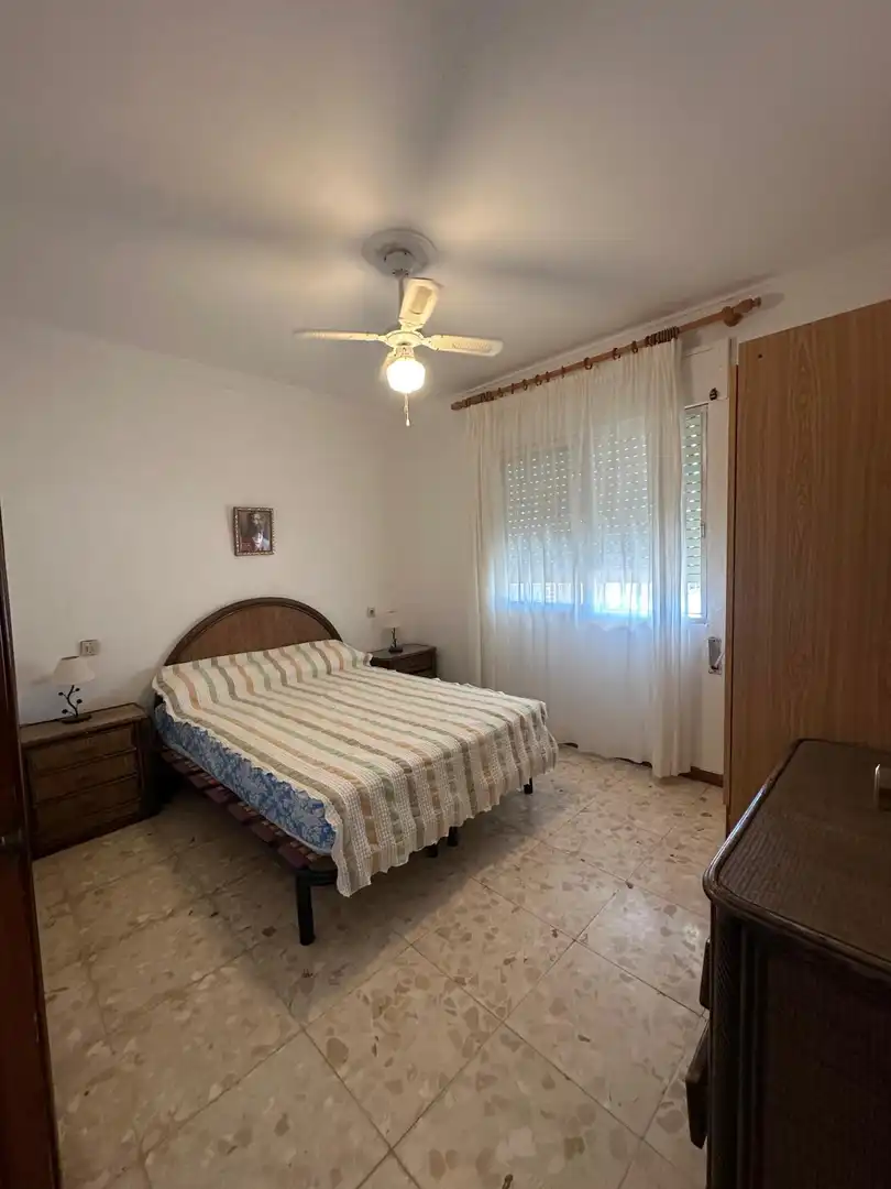 Schlafzimmer von Einfamilien-Reihenhaus zum Verkauf in Almonte mit Terrasse