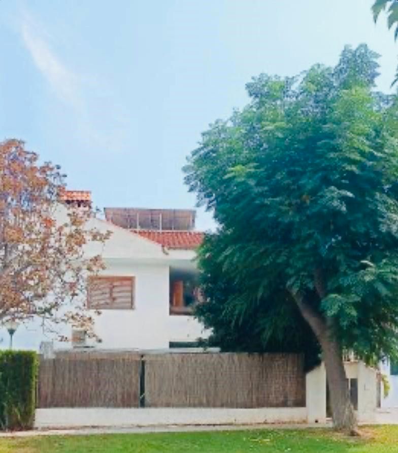 Single-family semi-detached for sale in Calle Mislata, 30, Escandinavia - Cautivador