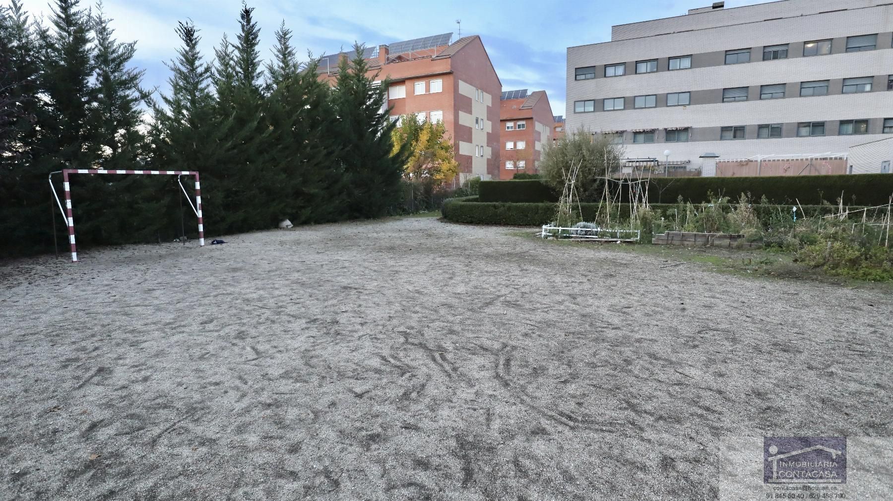 Flat for sale in Colmenar Viejo  with Air Conditioner, Heating and Community pool