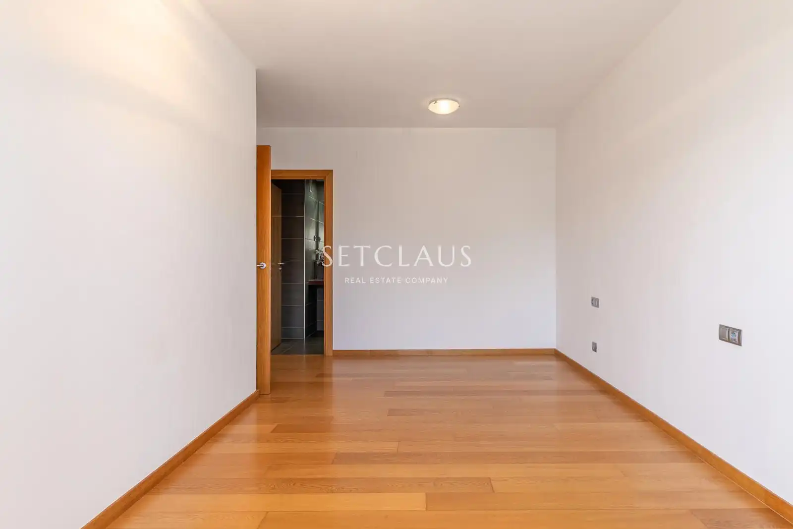 Bedroom of Flat for sale in Badalona  with Air Conditioner, Heating and Terrace
