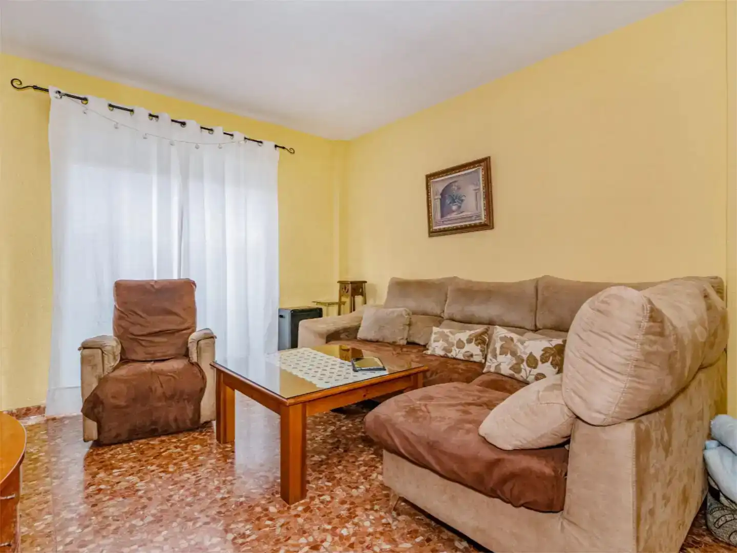 Sala d'estar de Pis en venda en El Valle