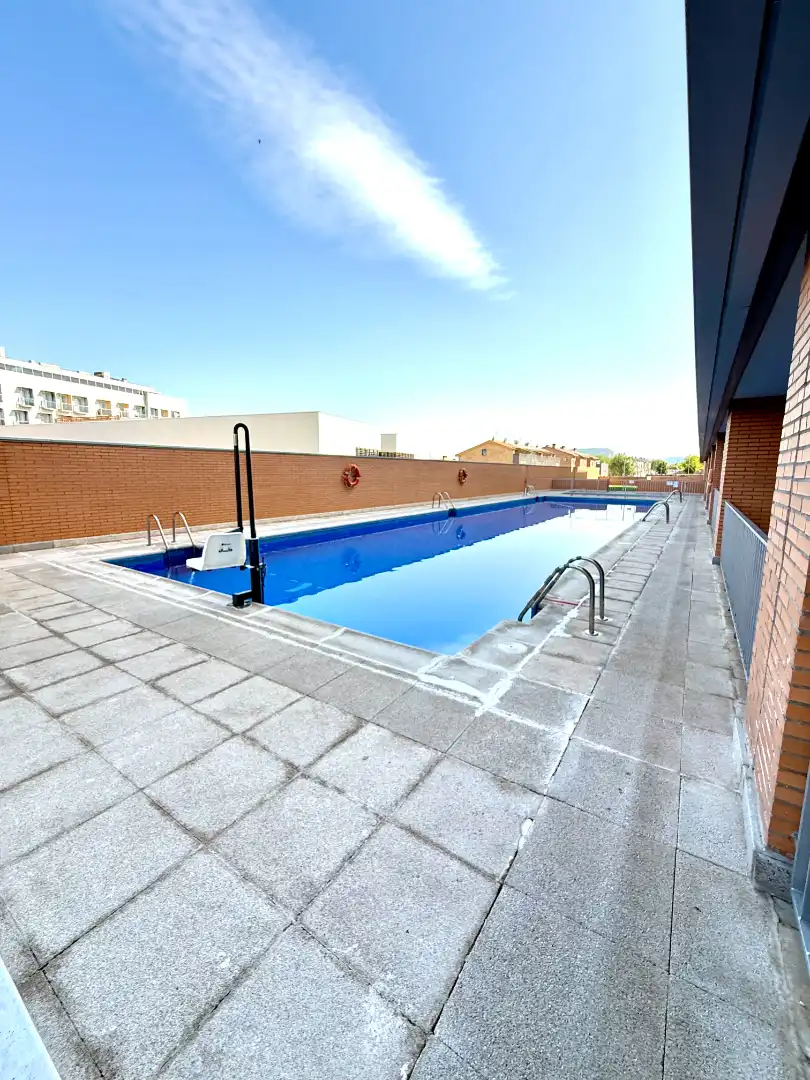 Schwimmbecken von Dachboden zur Miete in Guadalajara mit Klimaanlage, Heizung und Terrasse