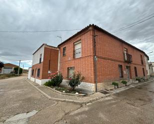 Exterior view of House or chalet for sale in Matilla de los Caños