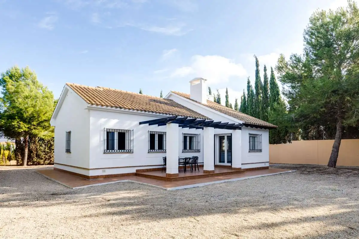 Vista exterior de Casa adosada en venta en Fuente Álamo de Murcia con Amueblado