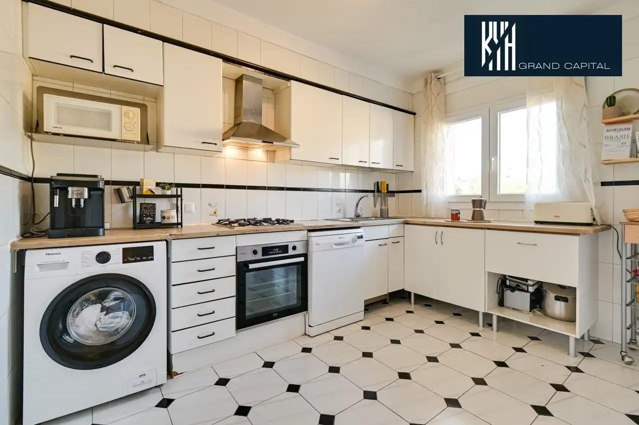Maison mitoyenne avec terrasse à vendre à Plaça Mestre Mas i Ros, imagen 24