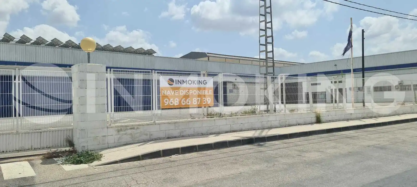 Vista exterior de Nau industrial en venda en Molina de Segura amb Calefacció i Alarma