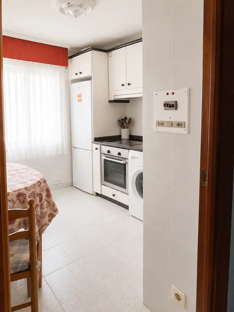 Kitchen of Flat for sale in Portugalete  with Heating