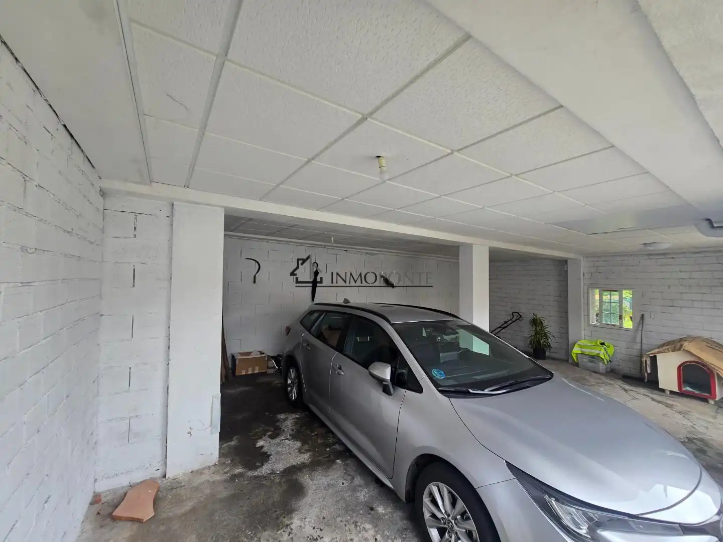 Parking de Casa o chalet en venta en Poio con Jardín privado