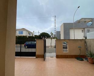 Vista exterior de Dúplex en venda en Pilar de la Horadada amb Terrassa i Balcó
