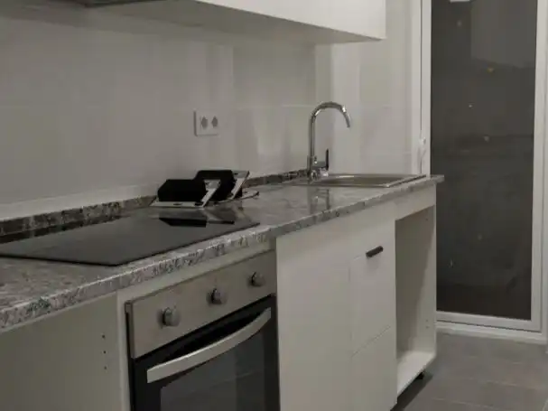 Küche von Wohnung zum Verkauf in  Barcelona Capital mit Klimaanlage, Terrasse und Balkon