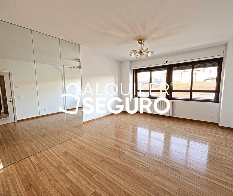 Bedroom of Flat to rent in  Madrid Capital  with Heating and Storage room
