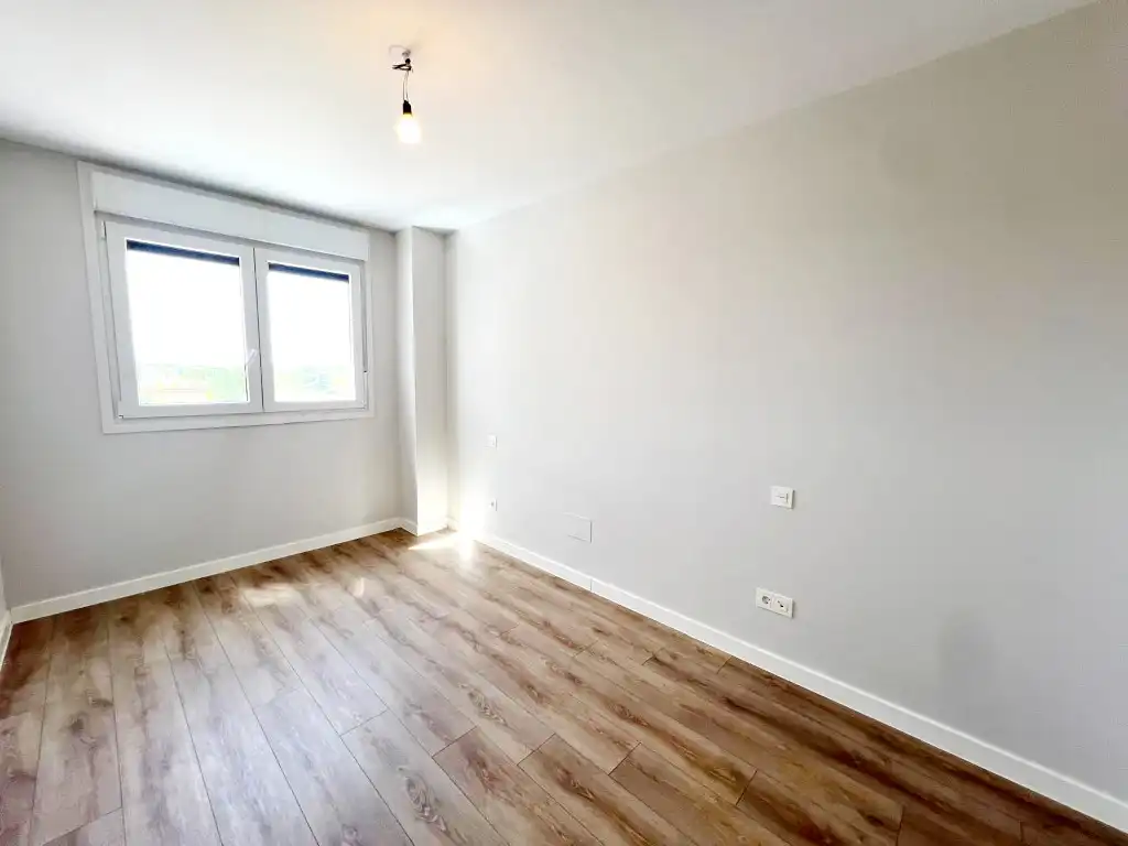 Habitación de Piso de alquiler en Alcalá de Henares con Terraza, Trastero y Domótica